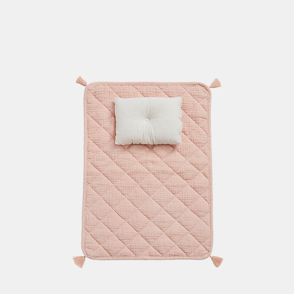 Pink bedding set