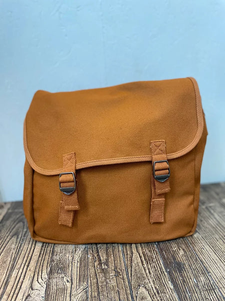 Amber messenger bag