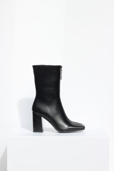 Collection & Co Astrid, Black Zipper Boot