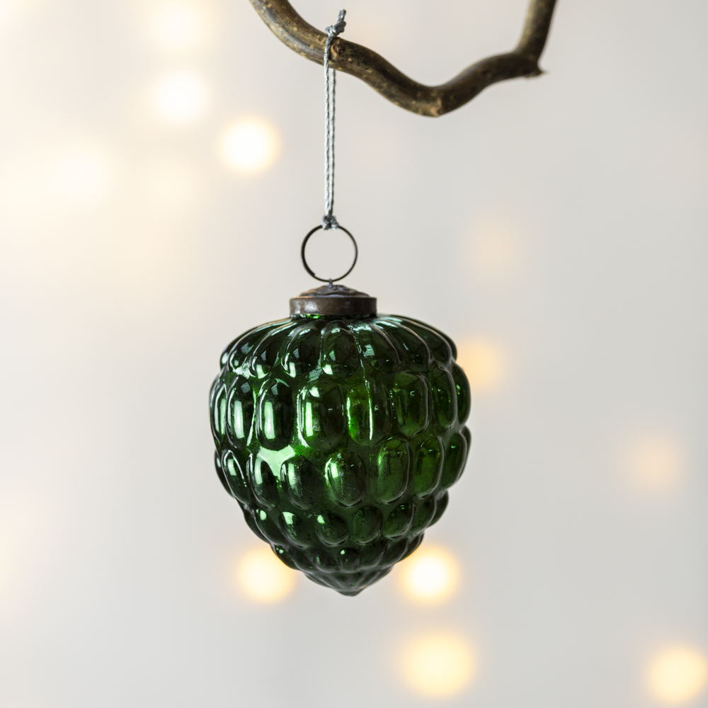 Grand Illusions Merry Berry Bauble - Green