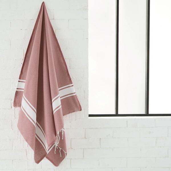 Fouta Flat Weaved Towel In Powder Pink
