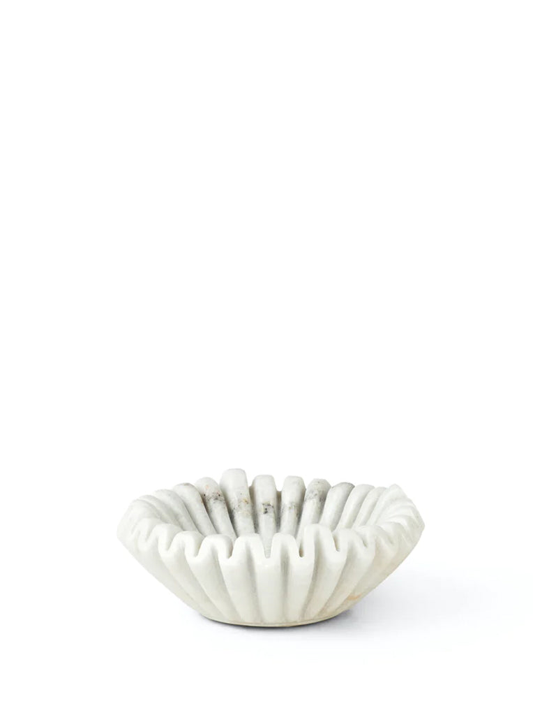 Marble Scallop Bowl In White