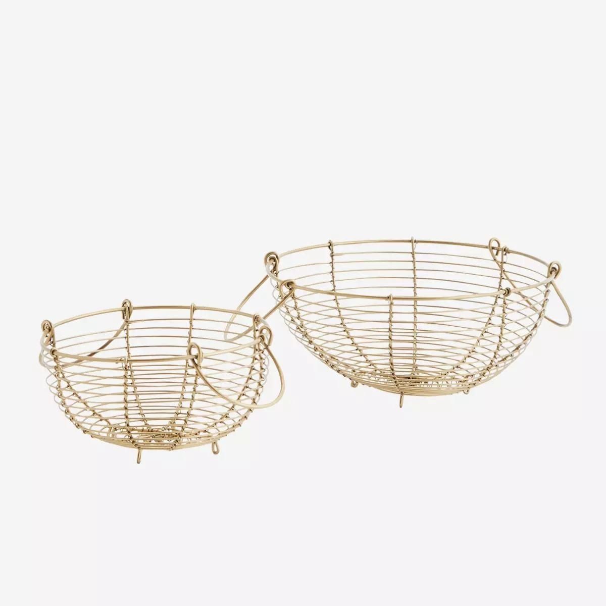 Set of 2 metal baskets