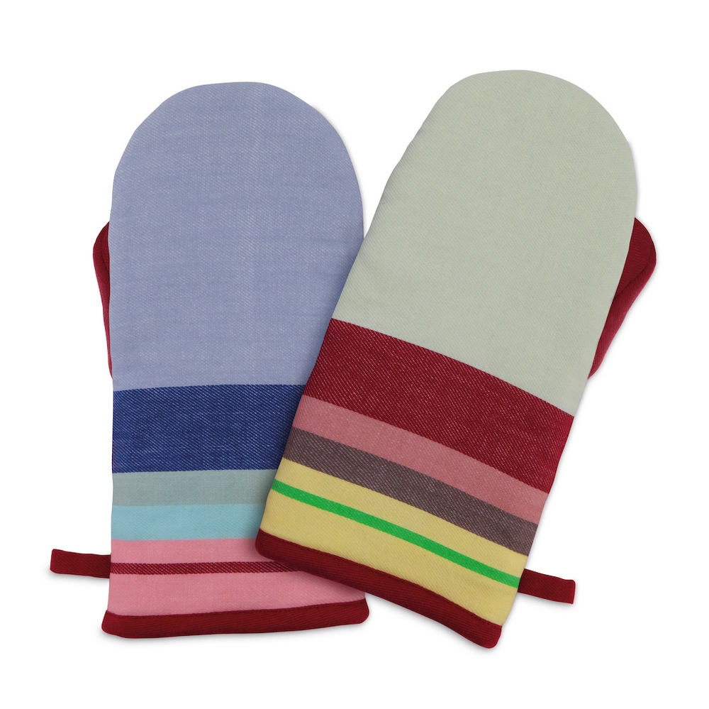 Set Of 2 Oven Mitts No 1 With Hanging Tabs