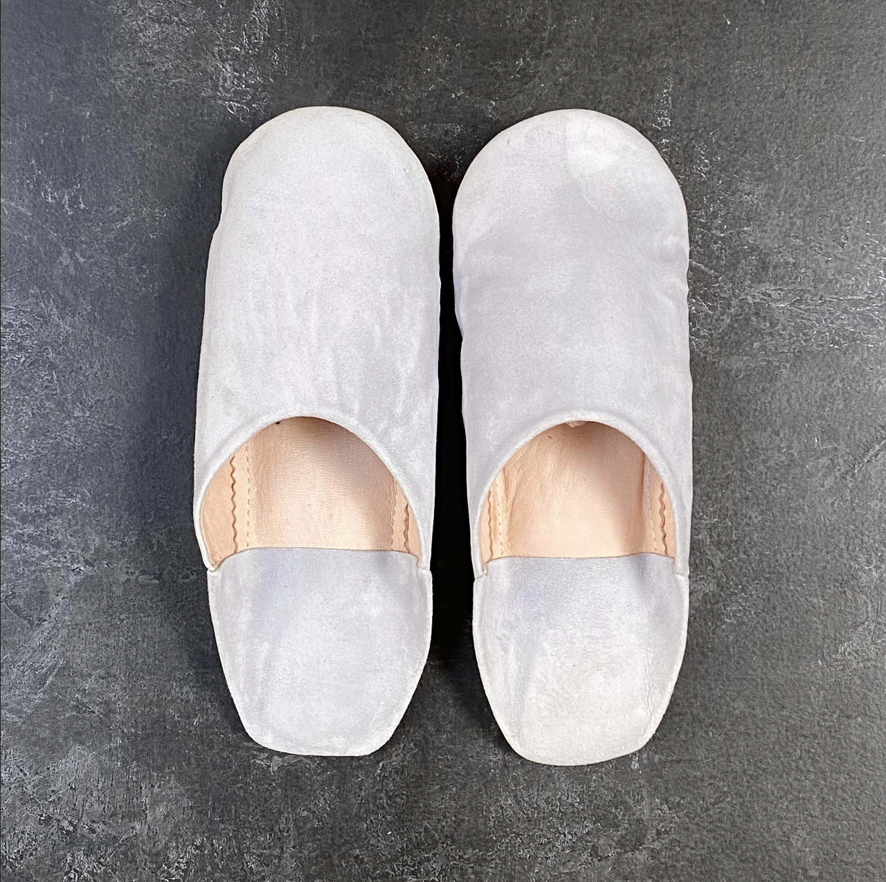 Stuff & Co Moroccan Babouche Suede Slippers | Pale Blue