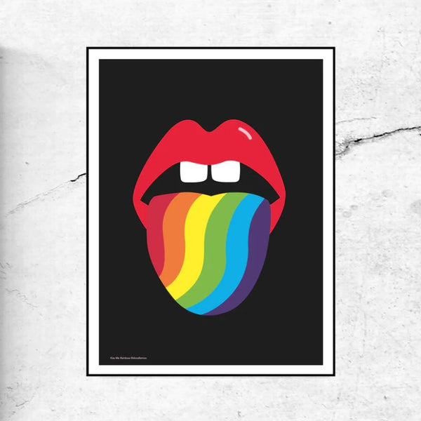 Kiss Me Rainbow Print