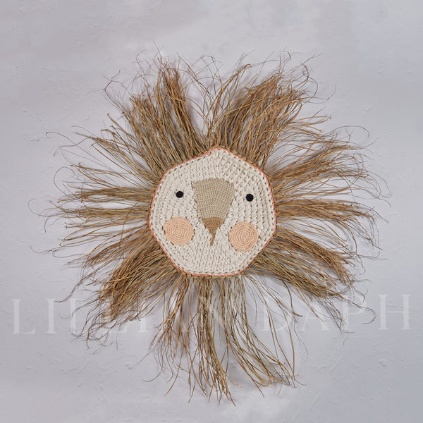 ila-y-ela-giant-crochet-lion-coral