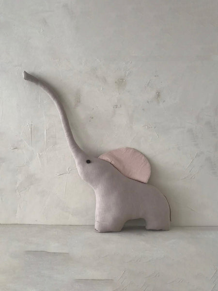 ila-y-ela-linen-elephant-cushion-pinksand-small