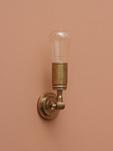 Single Brass Wall Lamp