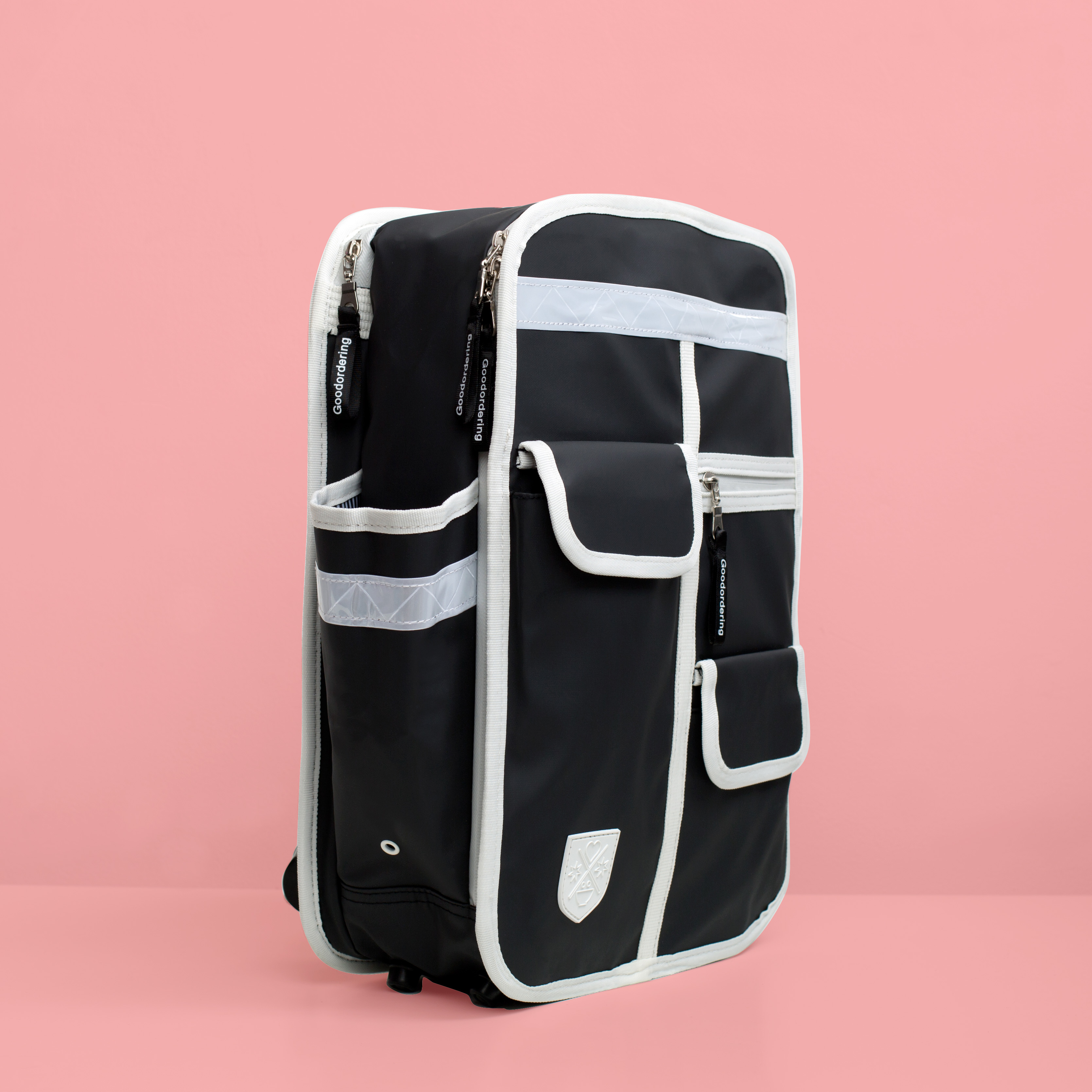 goodordering-black-hi-vis-retro-style-backpack