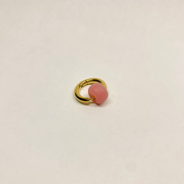 Sawa earring 1 pink bead