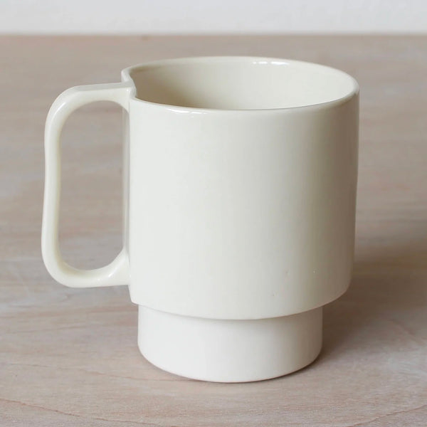 Emma Johnson Medium Cup In White