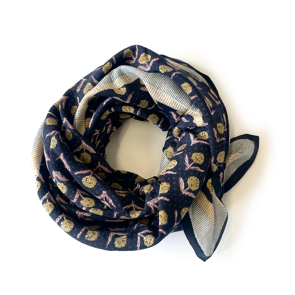 Big Foulard Latika "lotus" Zorro