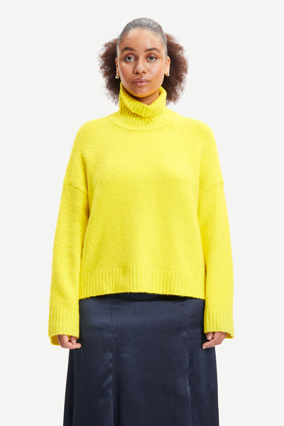 Mandie Turtleneck Blazing Yellow