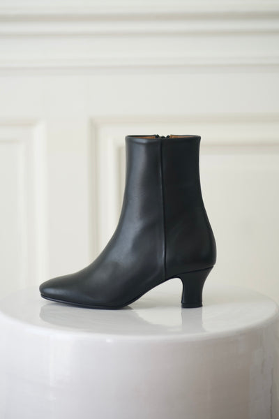 Anne Thomas Olga Boots Calf Black