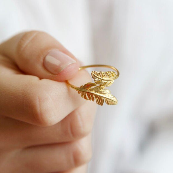 Double Feather Ring