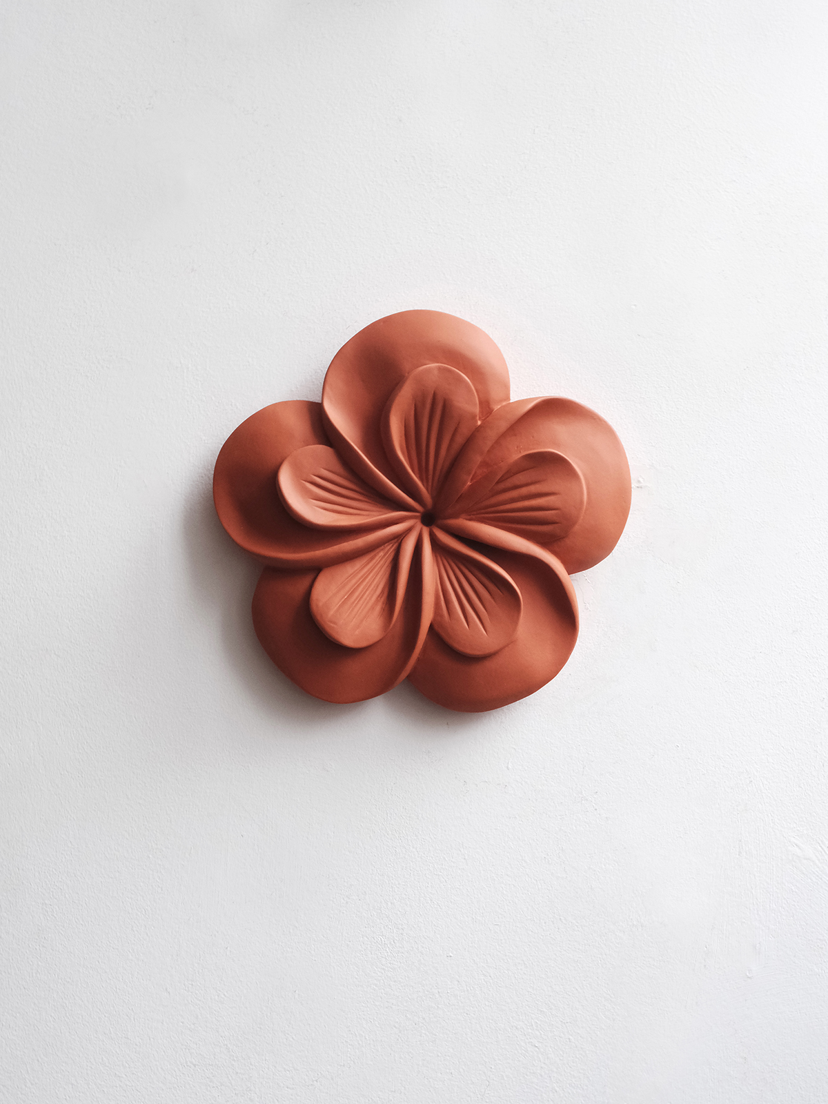 Iva Viana Violet Flower - Orange Plaster Sculpture Decor