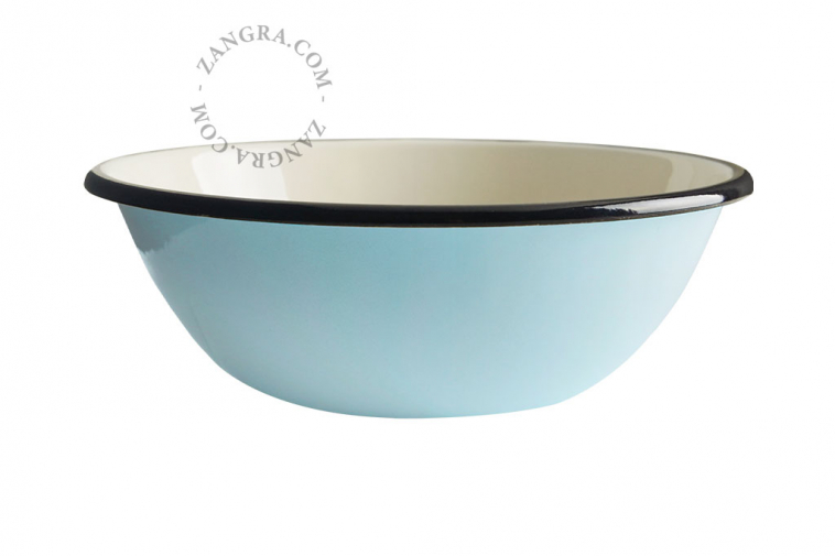 Large Enamel bowl in Sky Blue