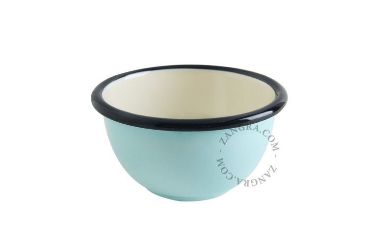 Medium Enamel bowl in Sky Blue (0 25L)