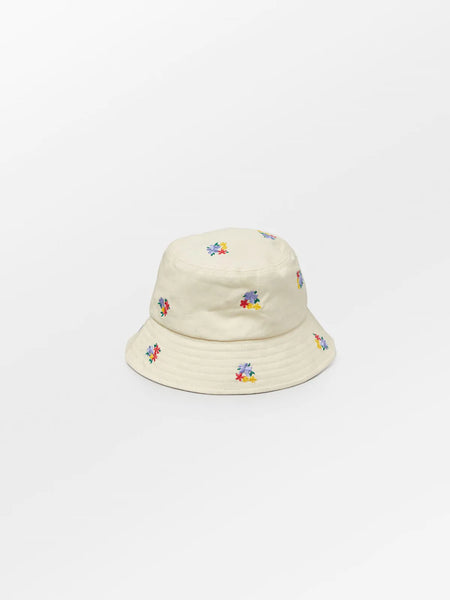 - Ollie Bucket Hat Eggnog