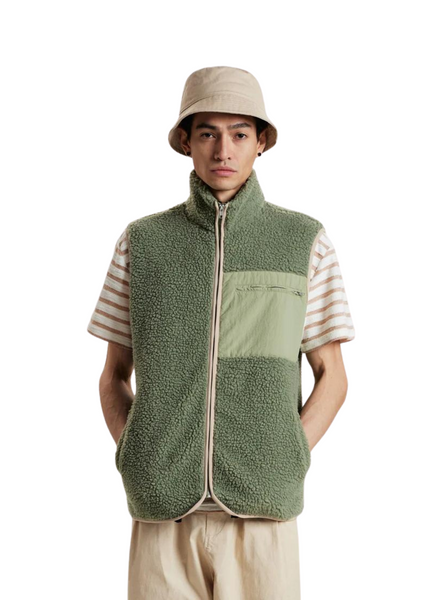 Rasmus Fleece Vest In Olivine