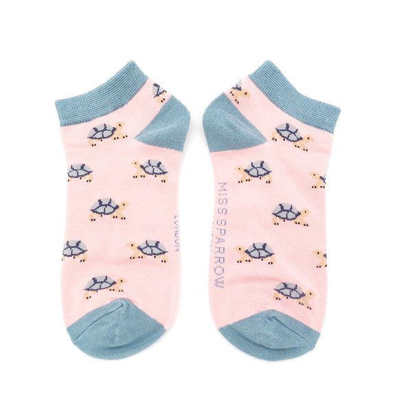 - Pink Turtles Trainer Socks