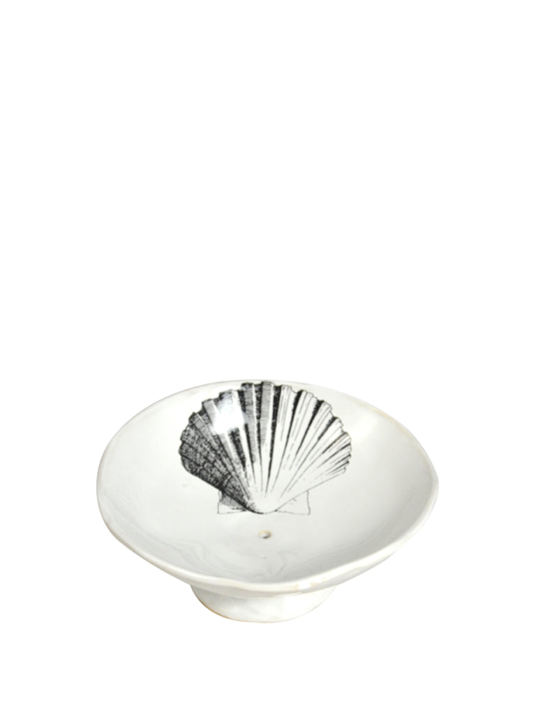 Shell Soap Bowl In White
