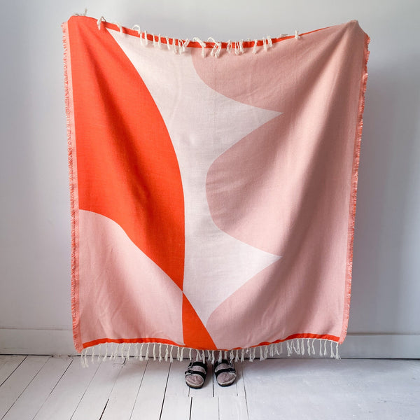 Stille Merino Wool Throw - Red & Pink