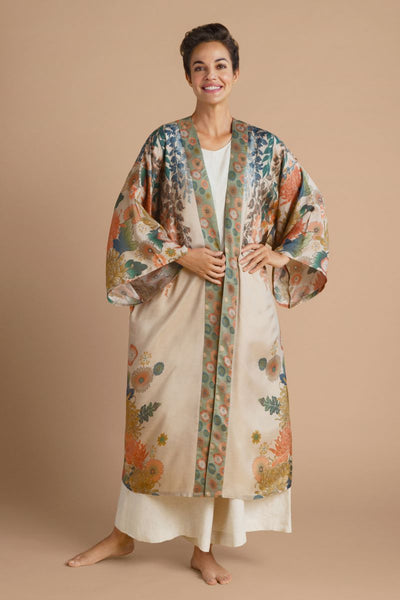 Powder Trailing Wisteria Kimono Gown In Coconut