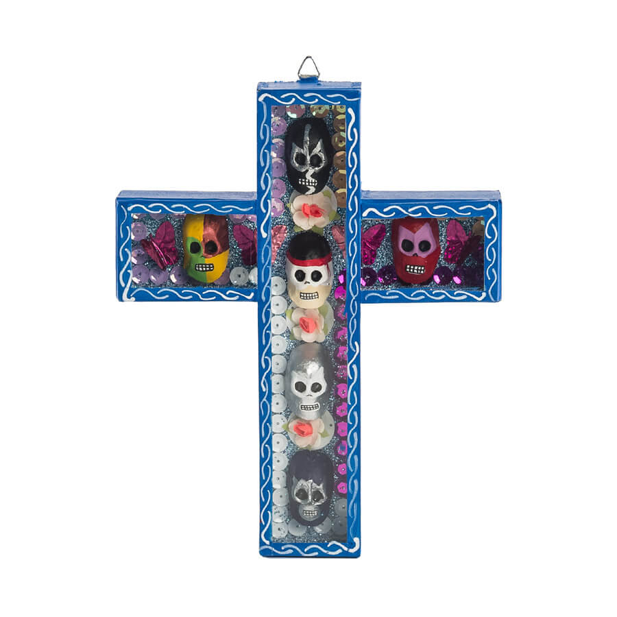 Fantastik Cross With Skulls