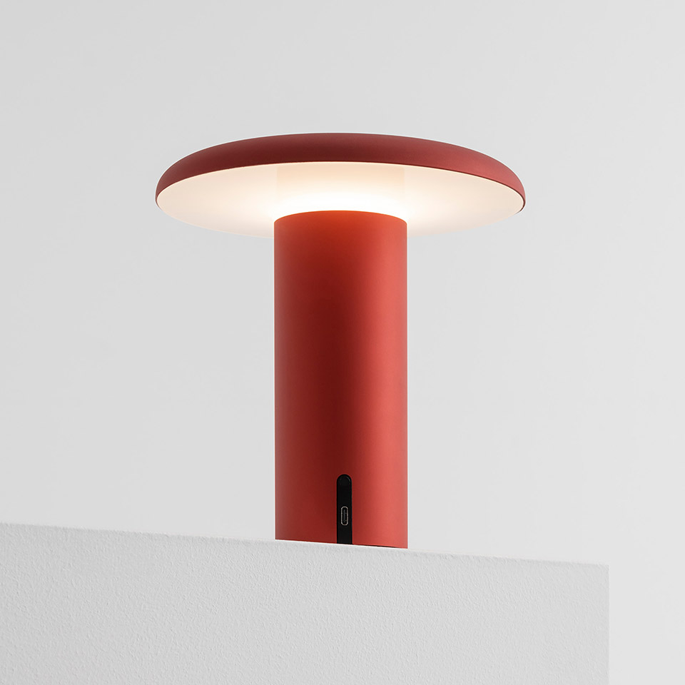artemide Takku Lamp - Anodized Red