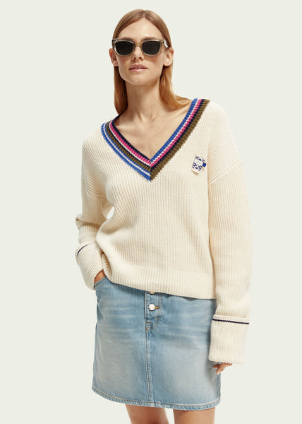 Coloured Trim V-neck Sweater