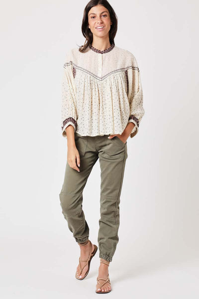 Bevella Oversize Top