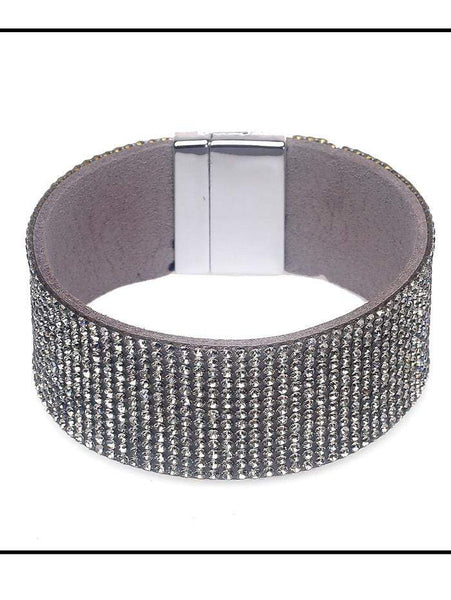 black-colour-medium-diamond-bracelet