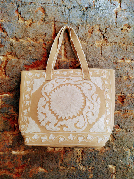 Peach Hb1631 Hand Embroidered Bag