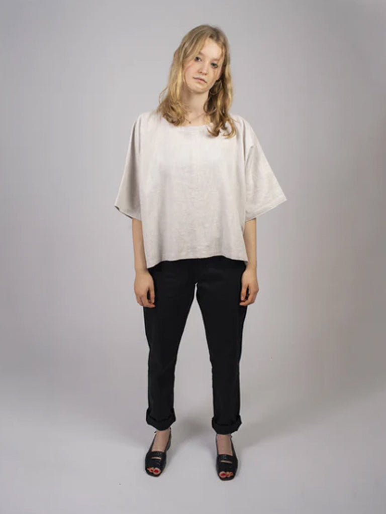 Edie Linen Top In Oatmeal