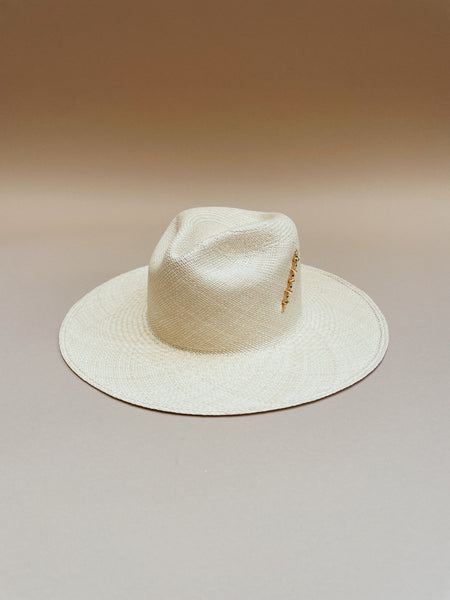 "Diana" straw hat with jewelry