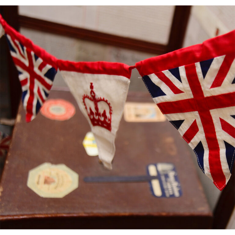 union jack wooden bunting