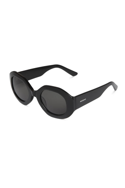 Black vasasy sunglasses