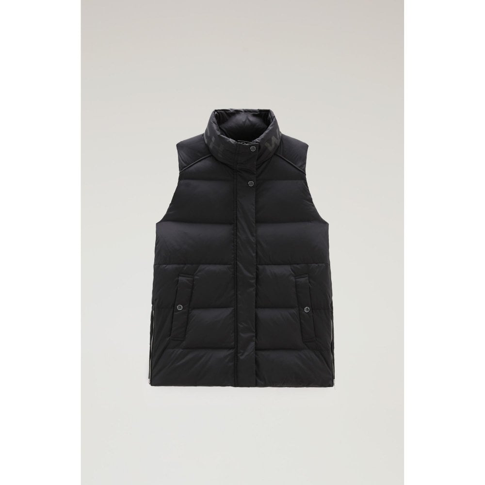 Alsea Vest in Black