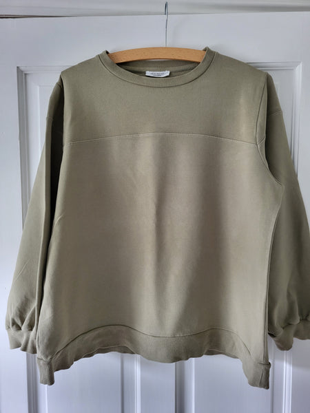 Louisa Organic Cotton Sweatshirt In Olive Size S