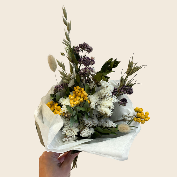 Medium Seasonal Dried Flower Bouquet