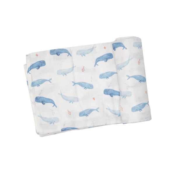 Swaddle in organic cotton - whales