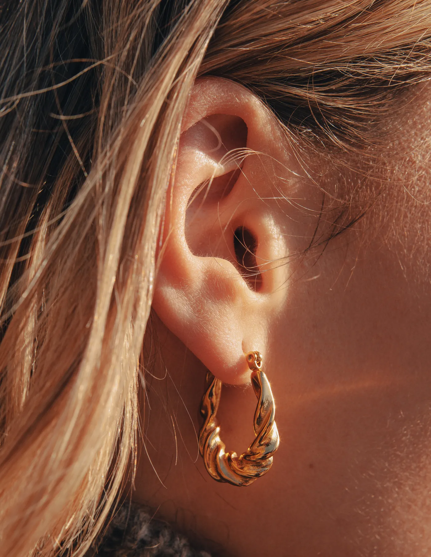 Gold Oval Twisted Hoop Earrings Waterproof