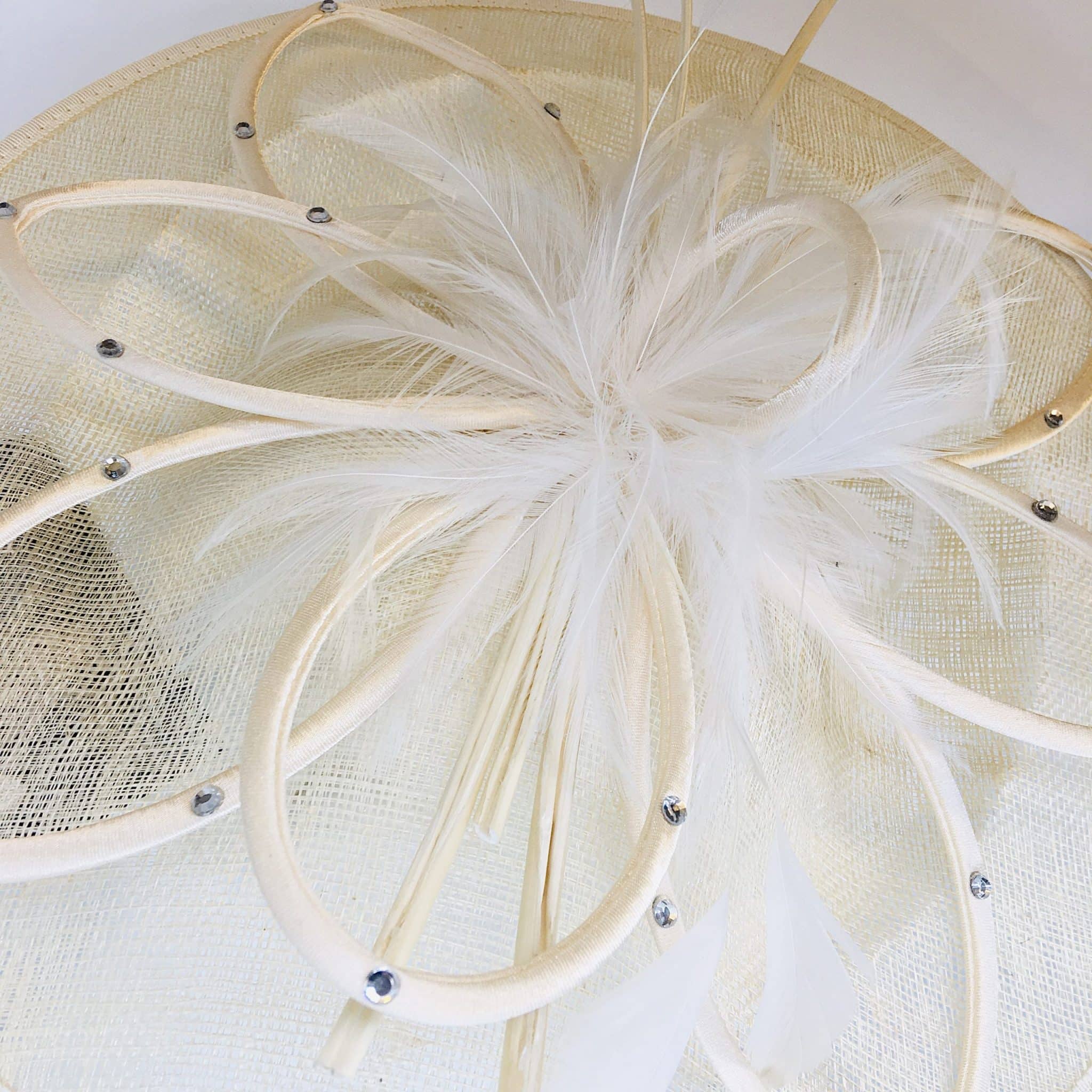 Failsworth Ivory Feather Detail Fascinator
