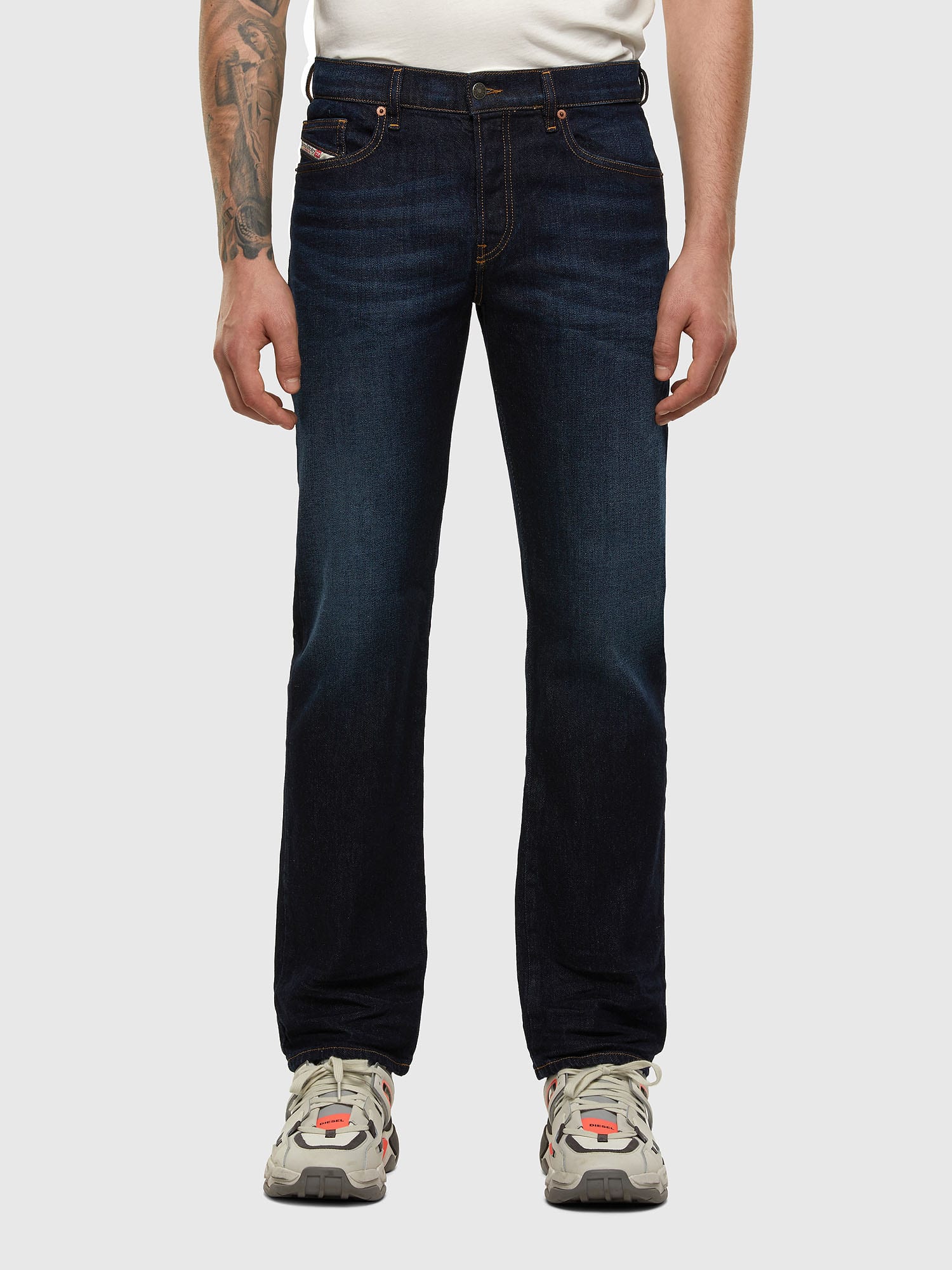 diesel-d-mihtry-009eq-straight-fit-jeans