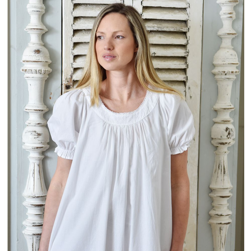 Powell Craft Ladies White Cotton Puff Sleeve Nightdress Juliet