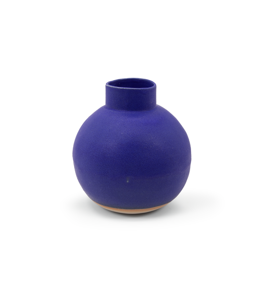 sophie-alda-round-vase-plain-blue