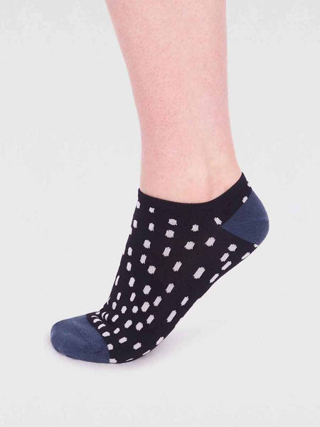 Thought Black Spw803 Serena Bamboo Spot Trainer Socks