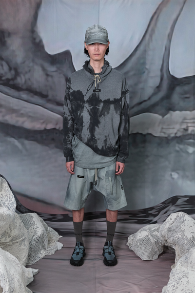 Iso Poetism by Tobias Birk Nielsen Grey Stawa Woven Shorts with Pocket 